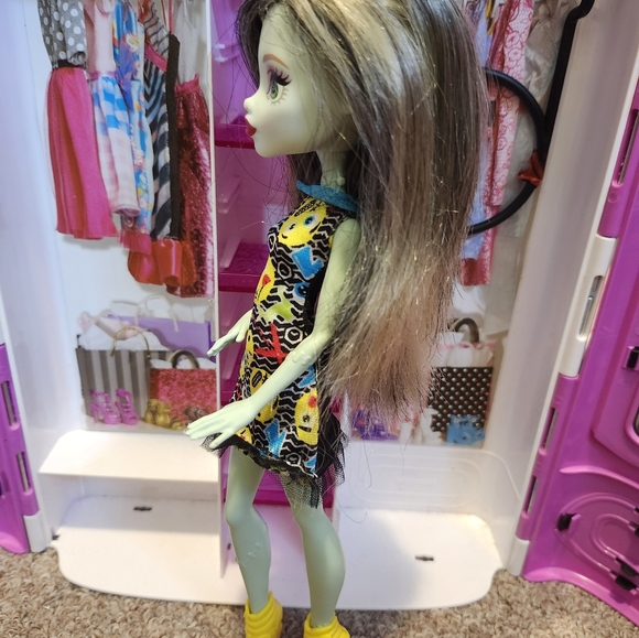 2016 Emoji Frankie Stein - Picture 5 of 6